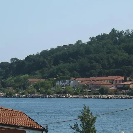 Aparthotel Pax 3*