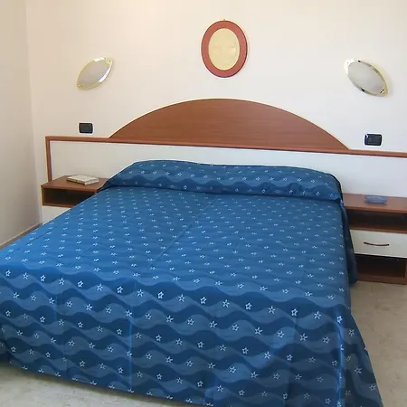 Aparthotel Pax 3*